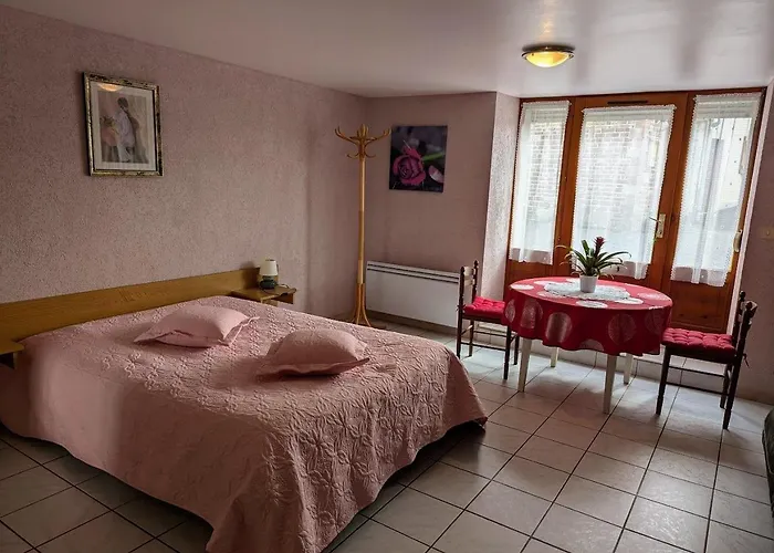 D'hotes Du Moineau Bed & Breakfast